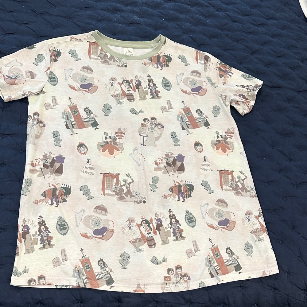 Disney Haunted Mansion sleep shirt